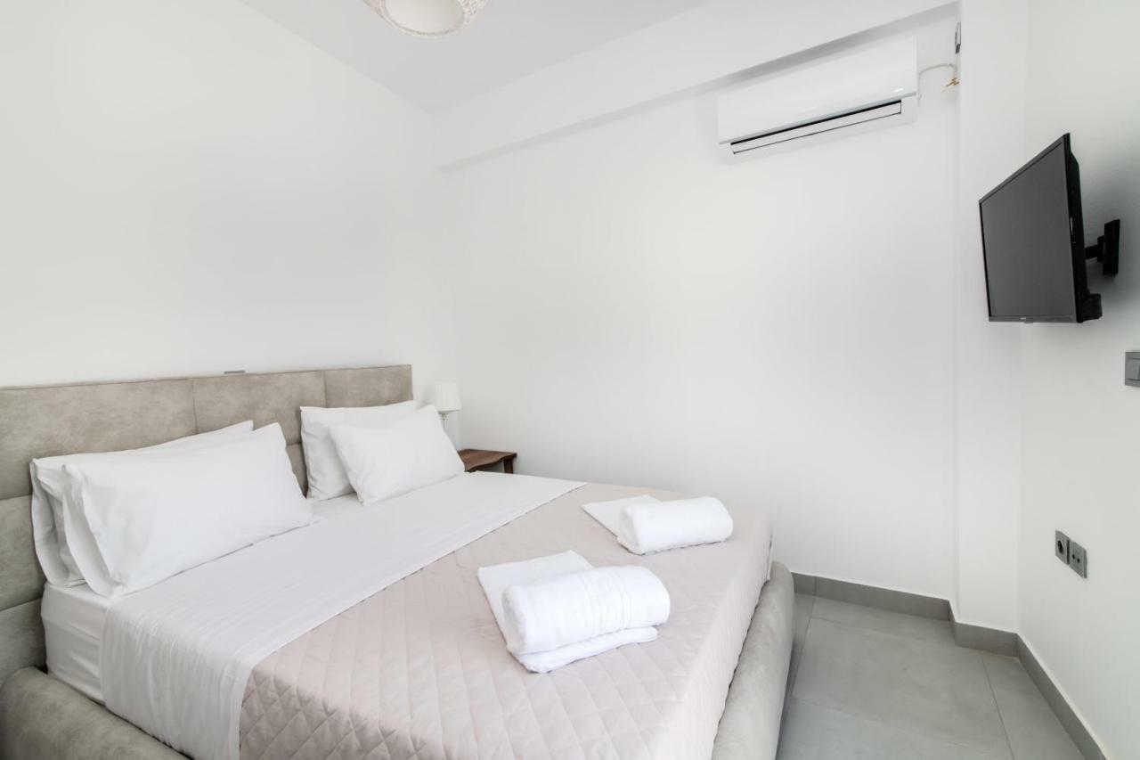 Lux 'N Comfort Apartments Tinos Exterior photo